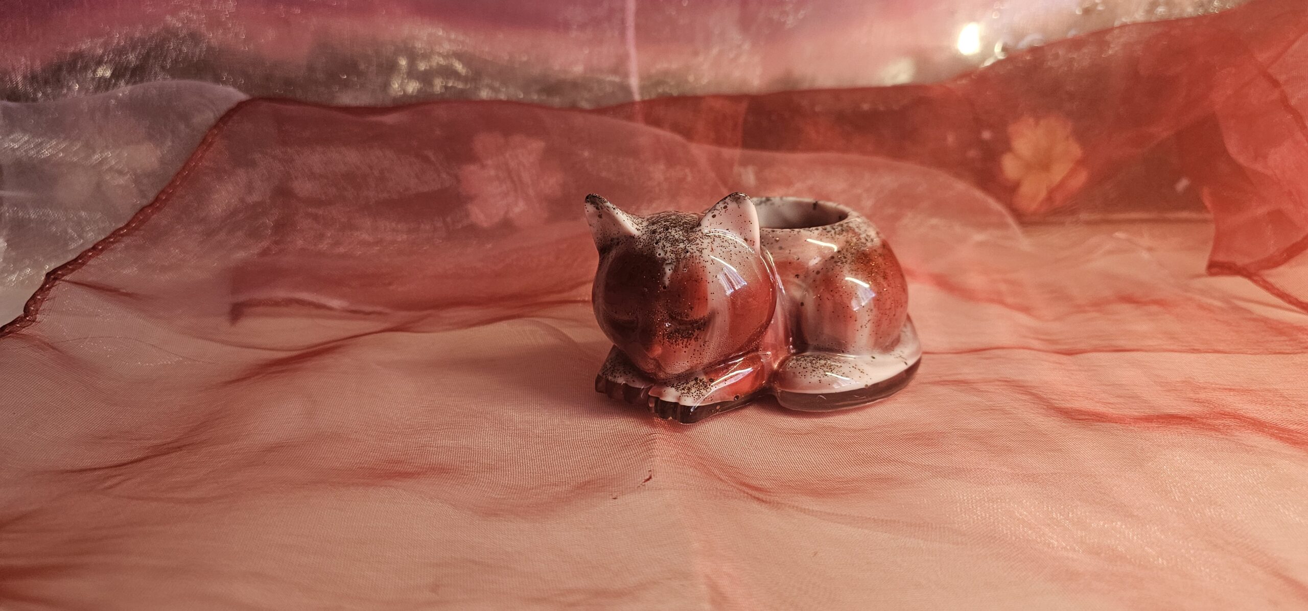 Teelichthalter schlafende Katze | Handgemachtes Epoxidharz-Unikat | Rutschfest & Edel – Bild 4