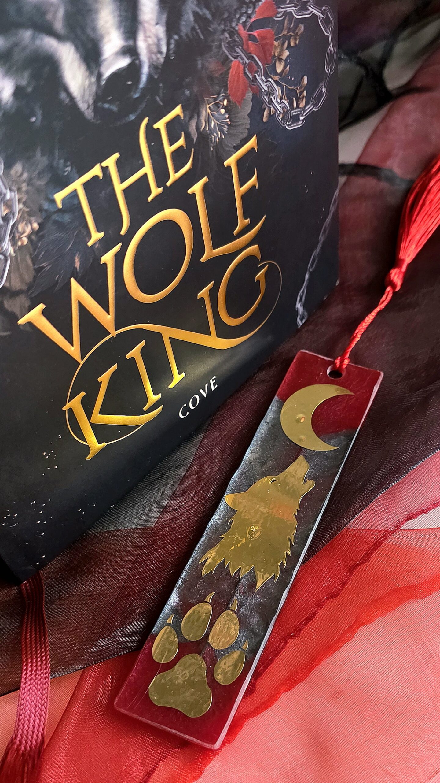 Wolf Lesezeichen Epoxidharz handgemacht mit Quaste inspiriert durch The Wolf King für Farbschnitt Bücher
