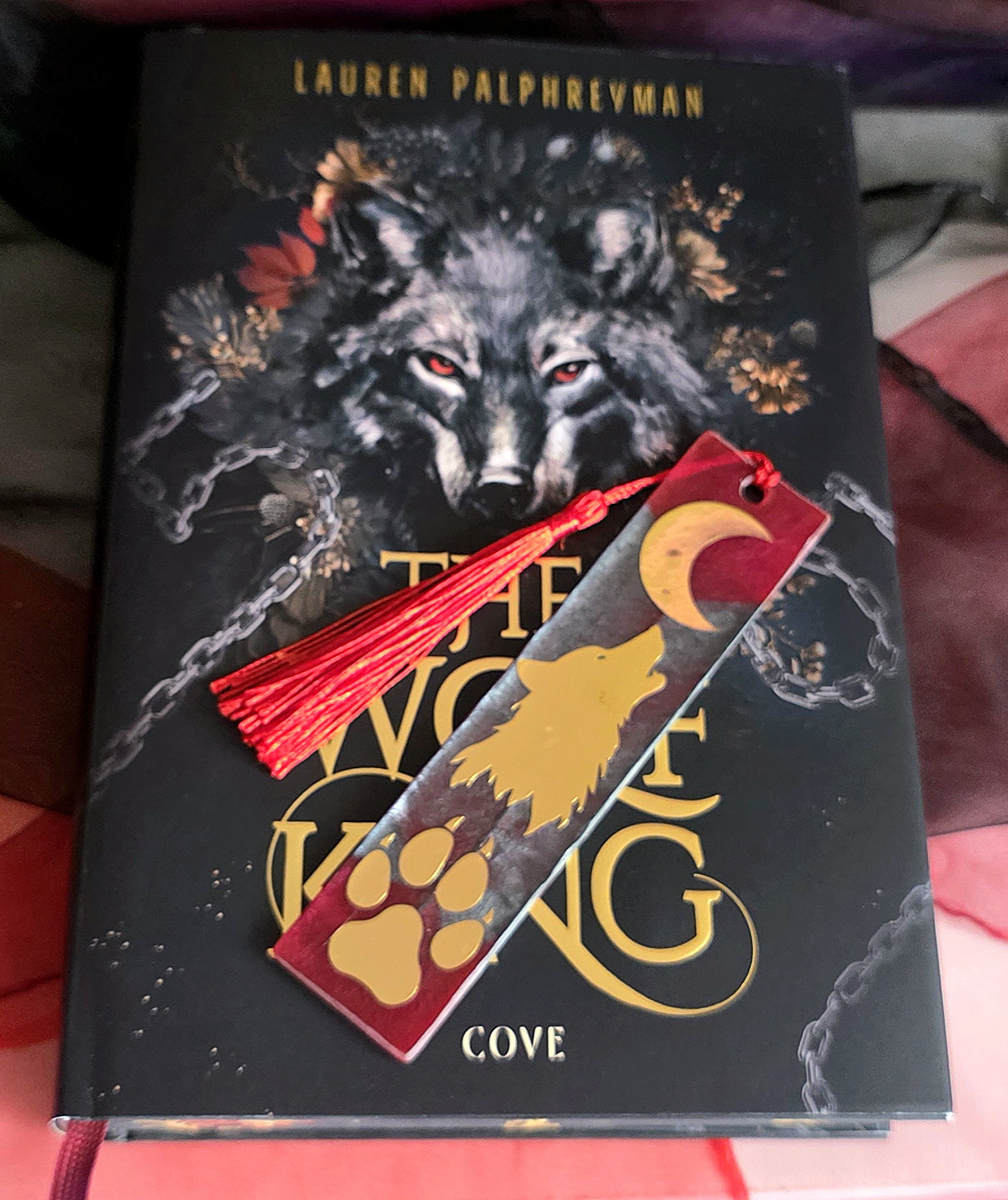 Wolf Lesezeichen Epoxidharz handgemacht mit Quaste inspiriert durch The Wolf King für Farbschnitt Bücher
