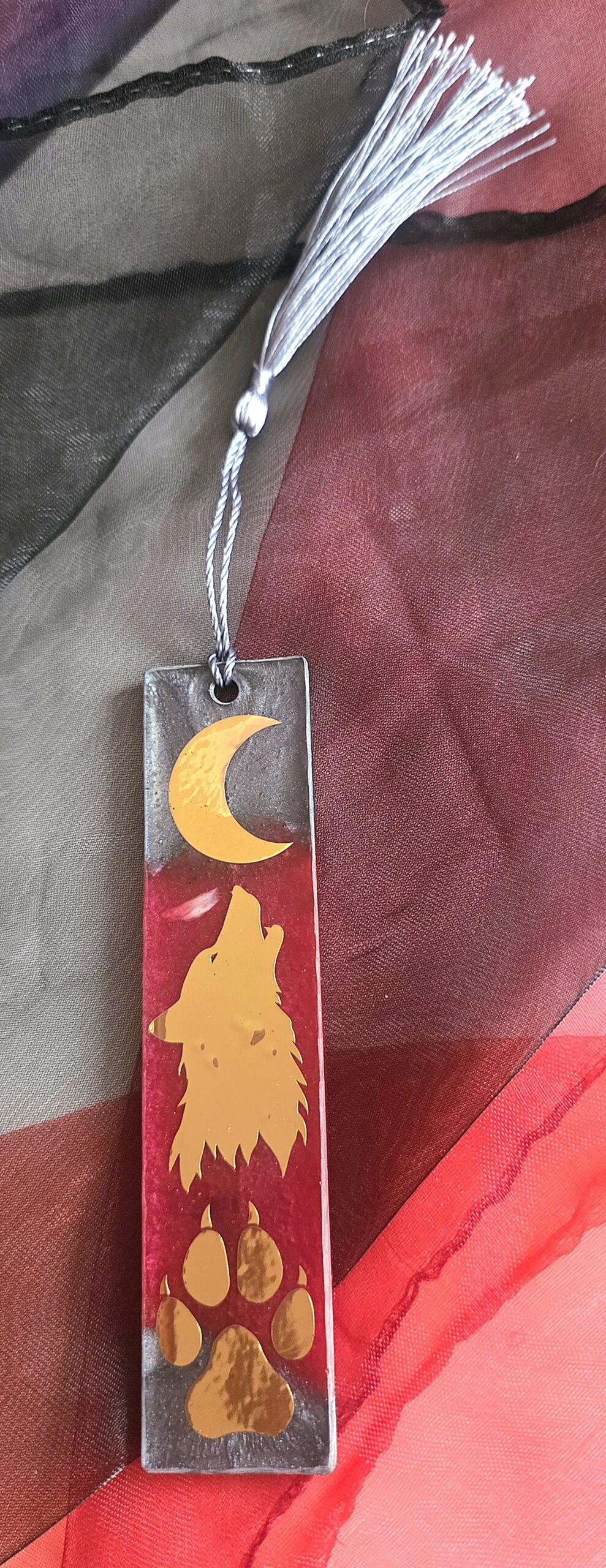 Wolf Lesezeichen Epoxidharz handgemacht mit Quaste inspiriert durch The Wolf King für Farbschnitt Bücher
